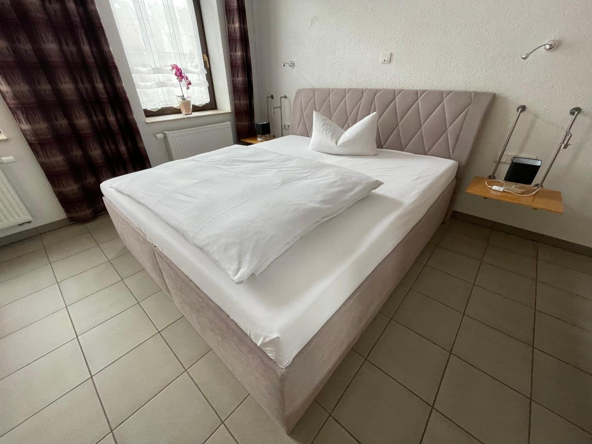 Avenue Das Gaestehaus Chemnitz Bagian luar foto
